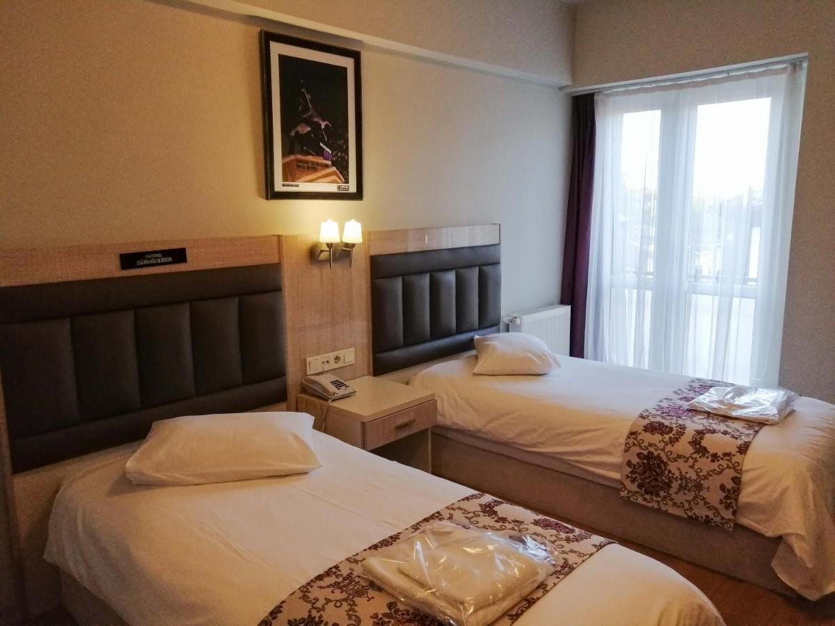 Bolu Grand Koeroglu Otel Bagian luar foto